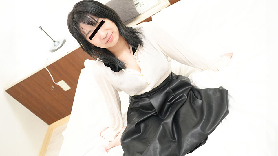 Pacopacomama 092623_915 Borderline of adultery